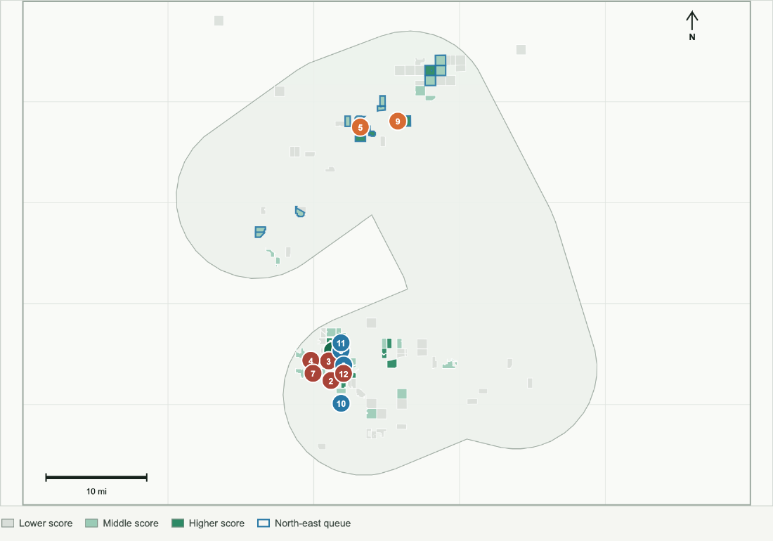 Parcel ranking map with lower scores in gray, middle scores in light green, higher scores in dark green, and the north-east queue outlined in blue.